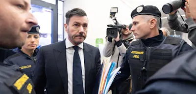 Gericht verurteilt Ex-Milliardär René Benko zu einer Bewährungsstrafe von 15 Monaten