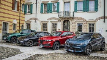 Alfa Romeo: Bescherung mit neuer Sportlichkeit und Multiantrieb