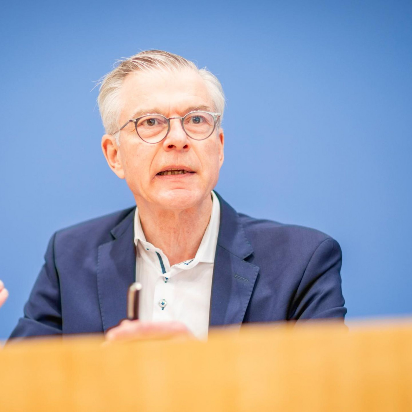 Was fordern die Experten, die Ihre Rente retten sollen?