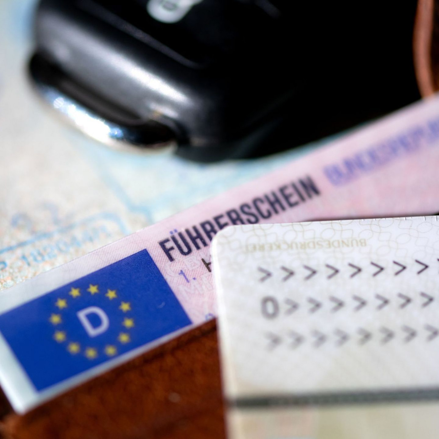 F&uuml;hrerschein bleibt teuer &ndash; Minister r&auml;t vom Warten ab