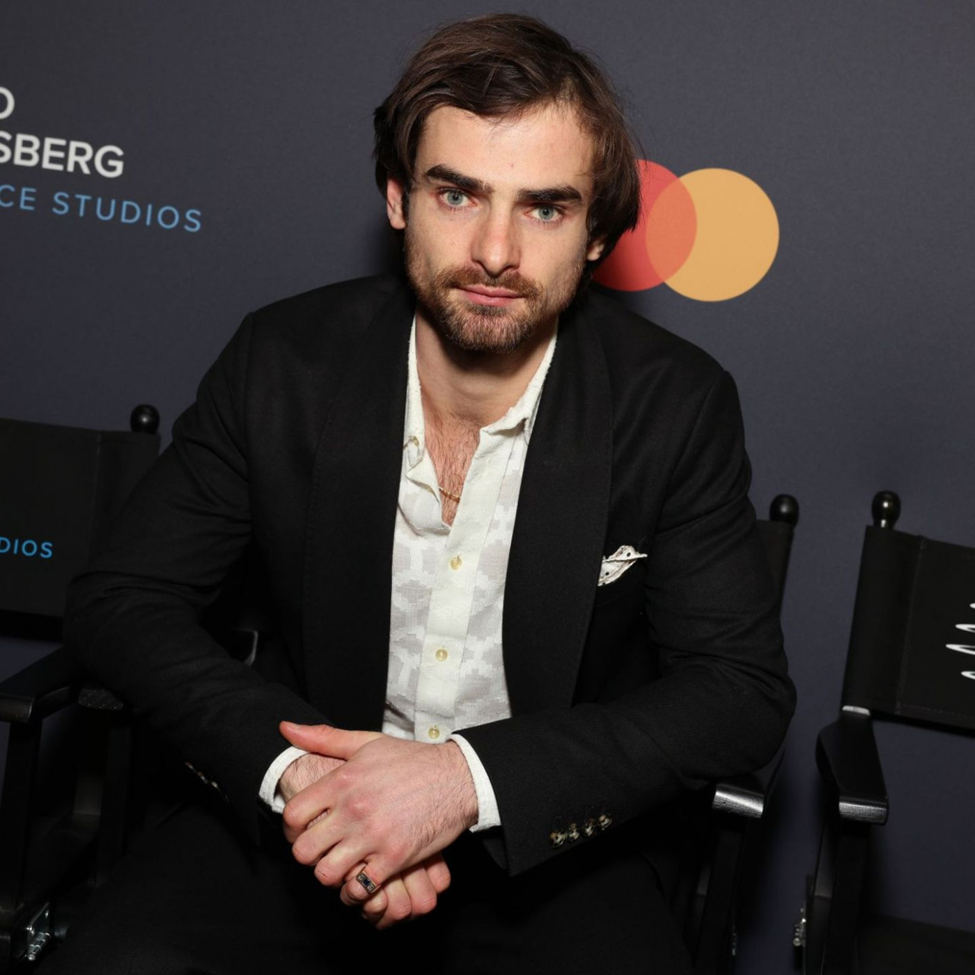 "Schwarzes Gold"-Star Aaron Hilmer im Interview: "Ich hatte das Gef&uuml;hl, an etwas Relevantem zu arbeiten"