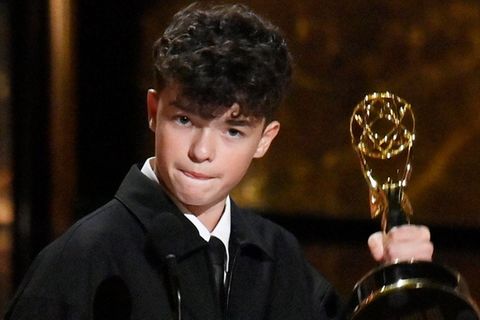 Jungdarsteller verl&auml;sst fr&uuml;hzeitig die Schule