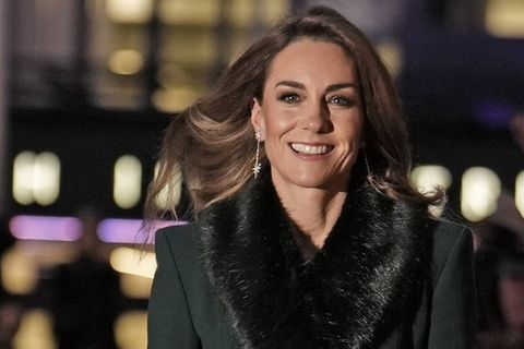 Ein Weihnachtsbaum f&uuml;r ihre Krebsklinik