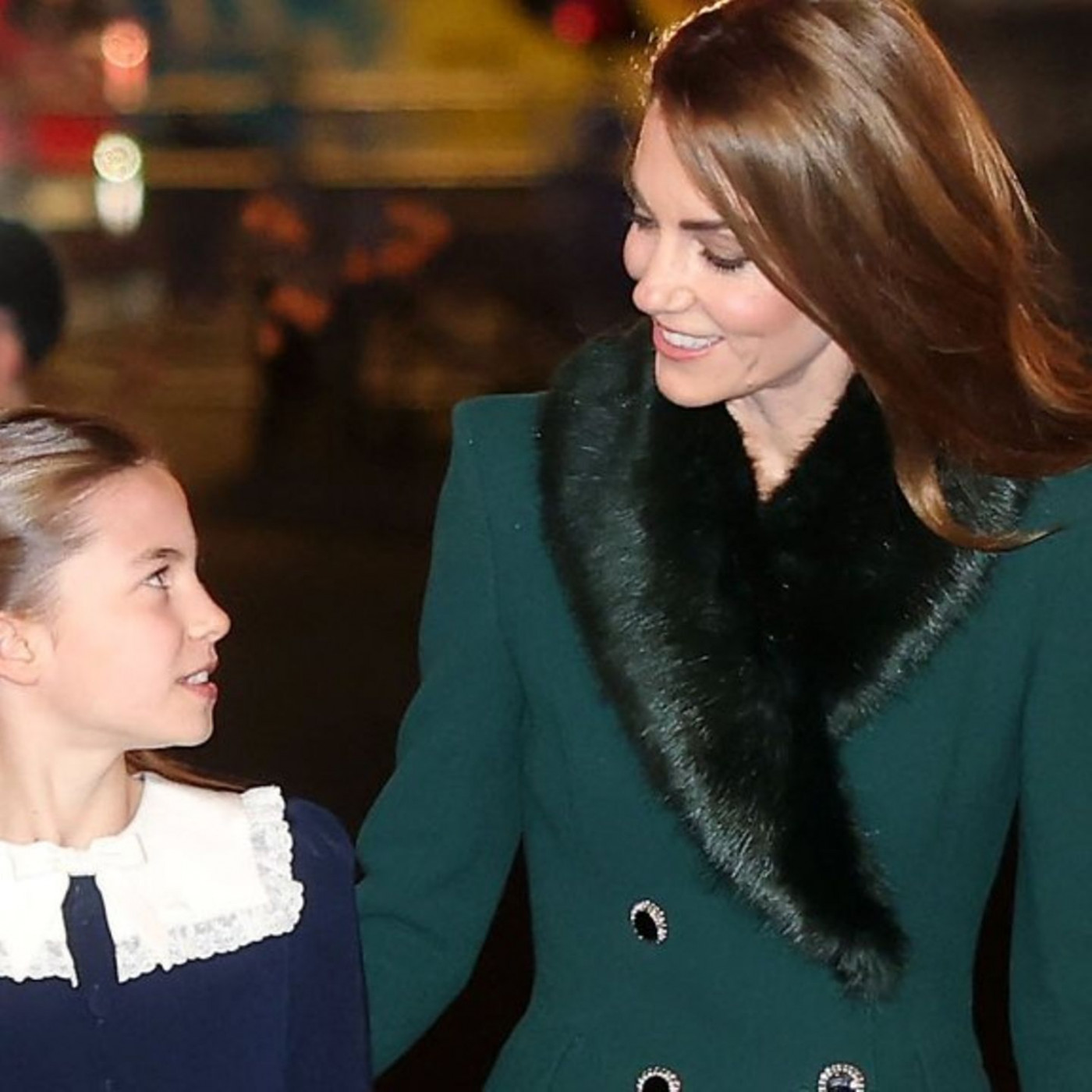 Royals &uuml;berraschen mit Klavierduett