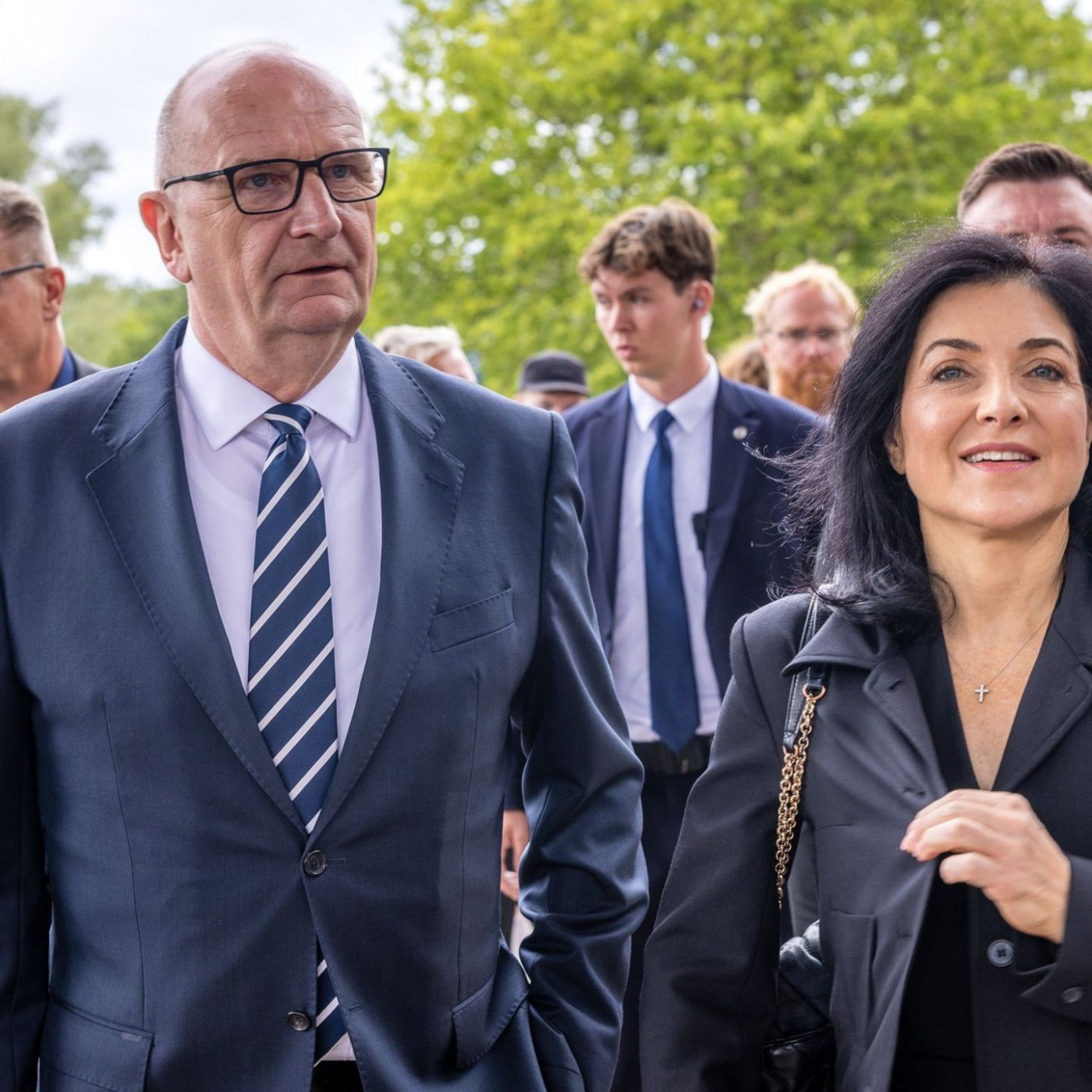 Woidke sieht Energiewende wegen Stromkosten in Gefahr