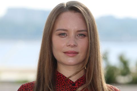 "Ich war nicht rebellisch": "Ku'damm 77"-Star Sonja Gerhardt im Interview