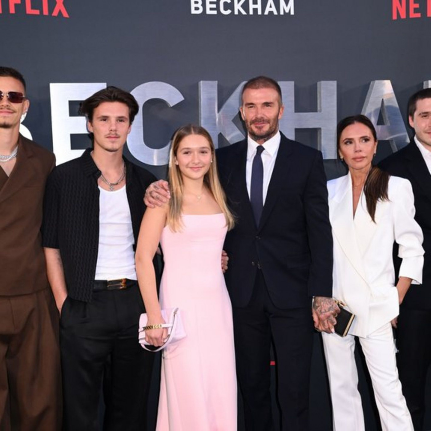 Die Beckhams tanzen unter dem Weihnachtsbaum