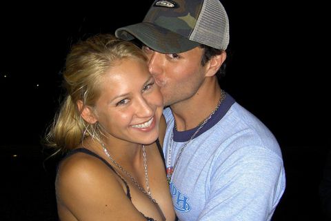 Anna Kournikova und Enrique Iglesias pr&auml;sentieren ihre Kinder