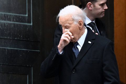 Ex-Pr&auml;sident Joe Biden in Tr&auml;nen aufgel&ouml;st