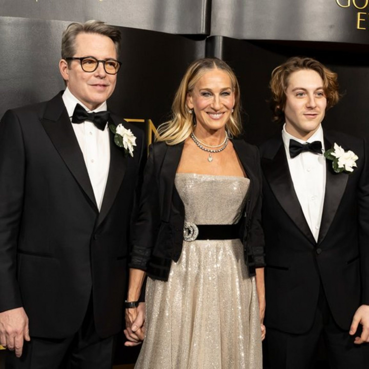 Mit Ehemann und Sohn auf dem roten Teppich