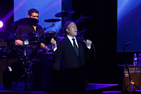 Frauen erheben schwere Vorw&uuml;rfe gegen Julio Iglesias &ndash; S&auml;nger angezeigt