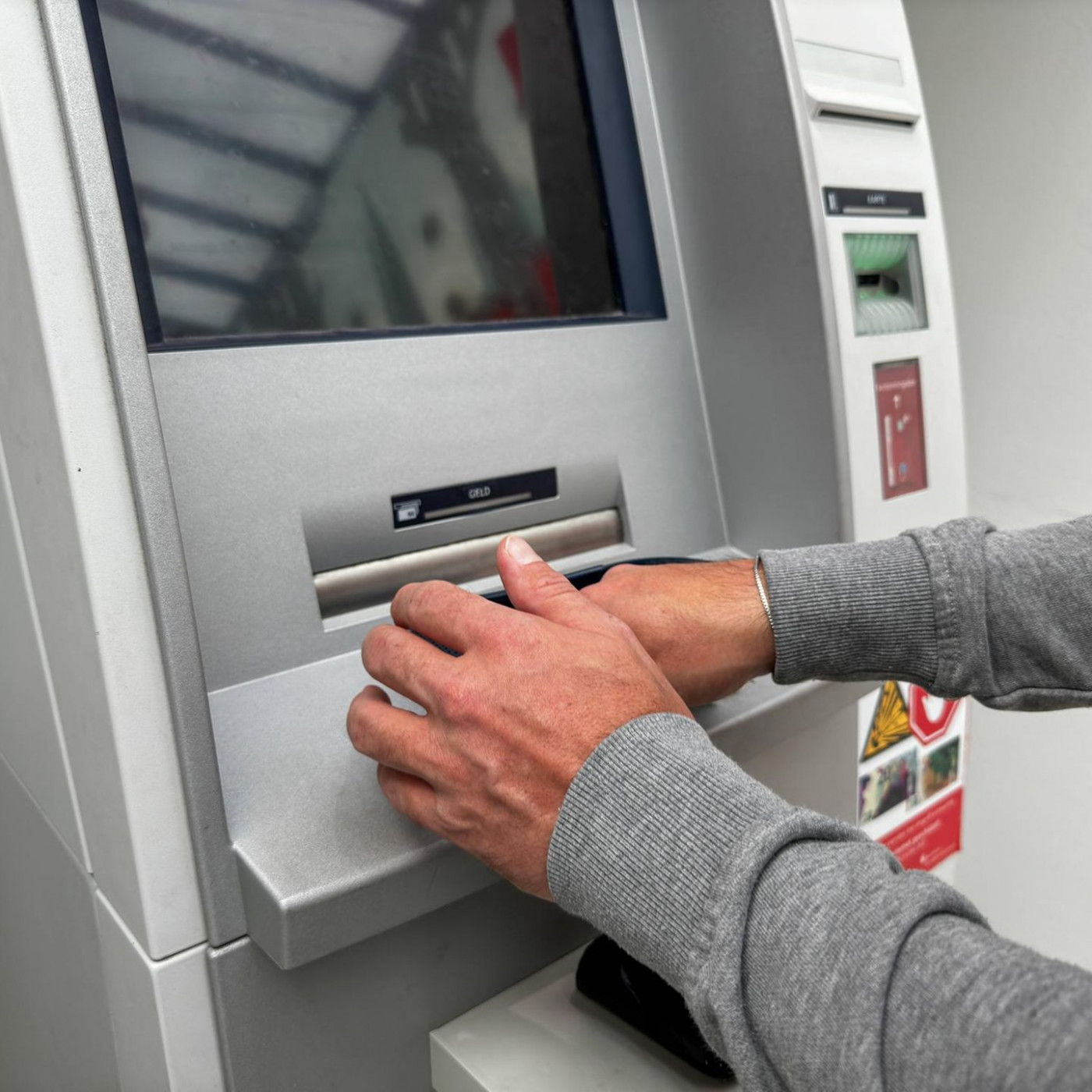 Diese Taste am Geldautomaten sollten Sie bei jeder Benutzung dr&uuml;cken