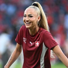 Instagram-Star Alisha Lehmann zeigt ihren neuen Freund