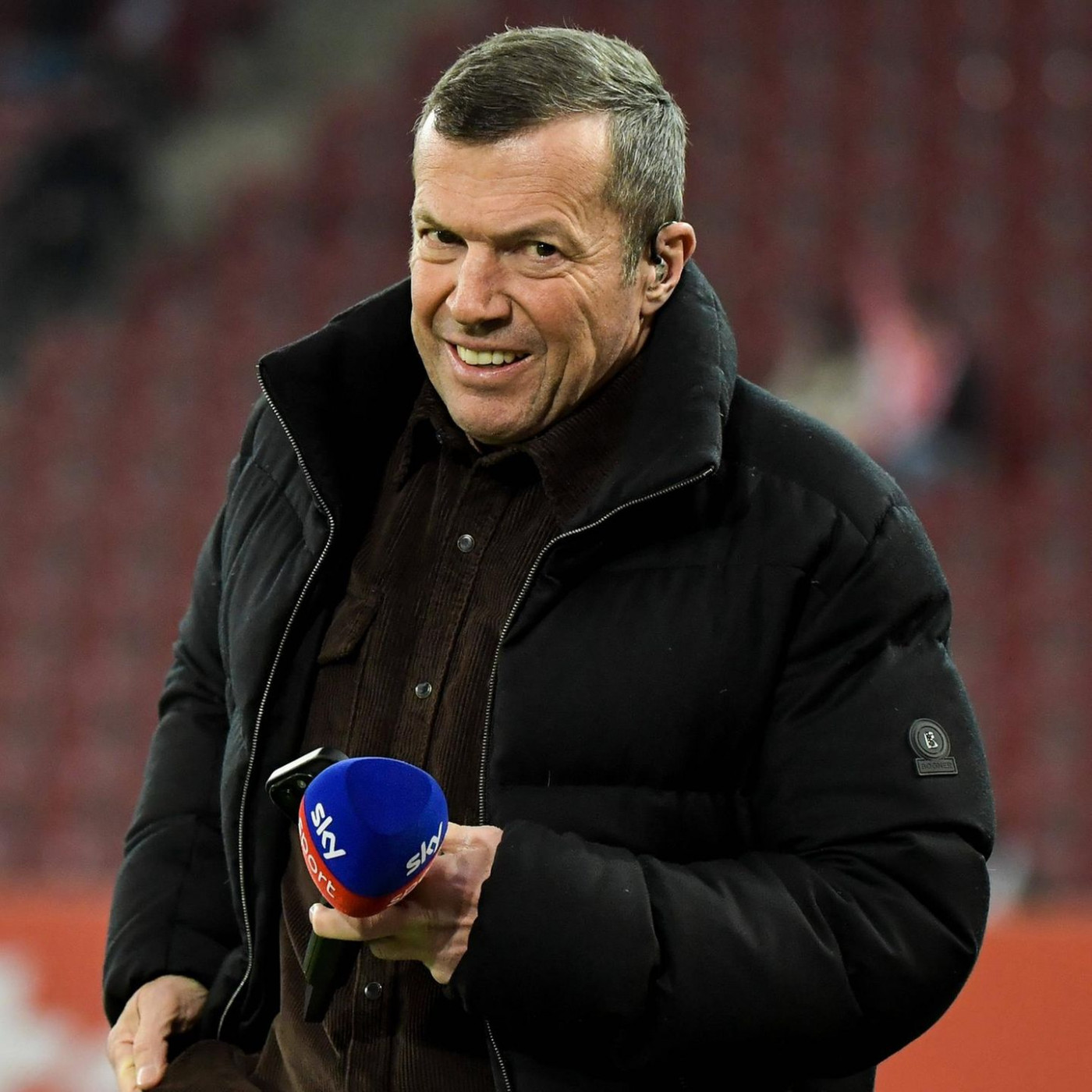 Lothar Matth&auml;us meldet sich nach Skiunfall aus dem Krankenhaus