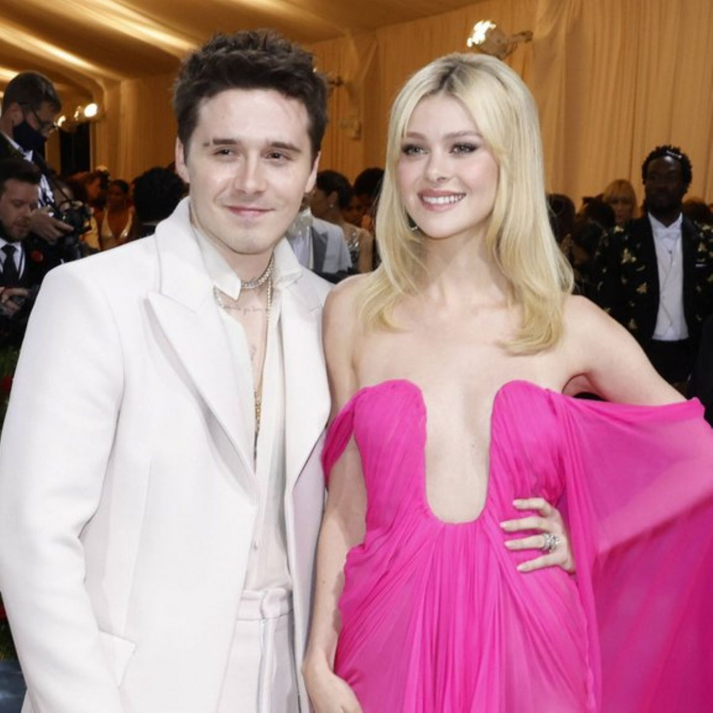 Werden sie ein Enth&uuml;llungsbuch schreiben?