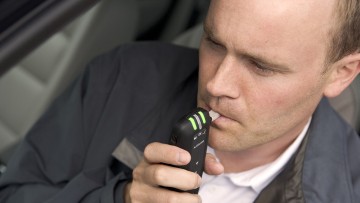 T&Uuml;V-Verband: Null-Toleranz bei Alkohol und anderen Drogen
