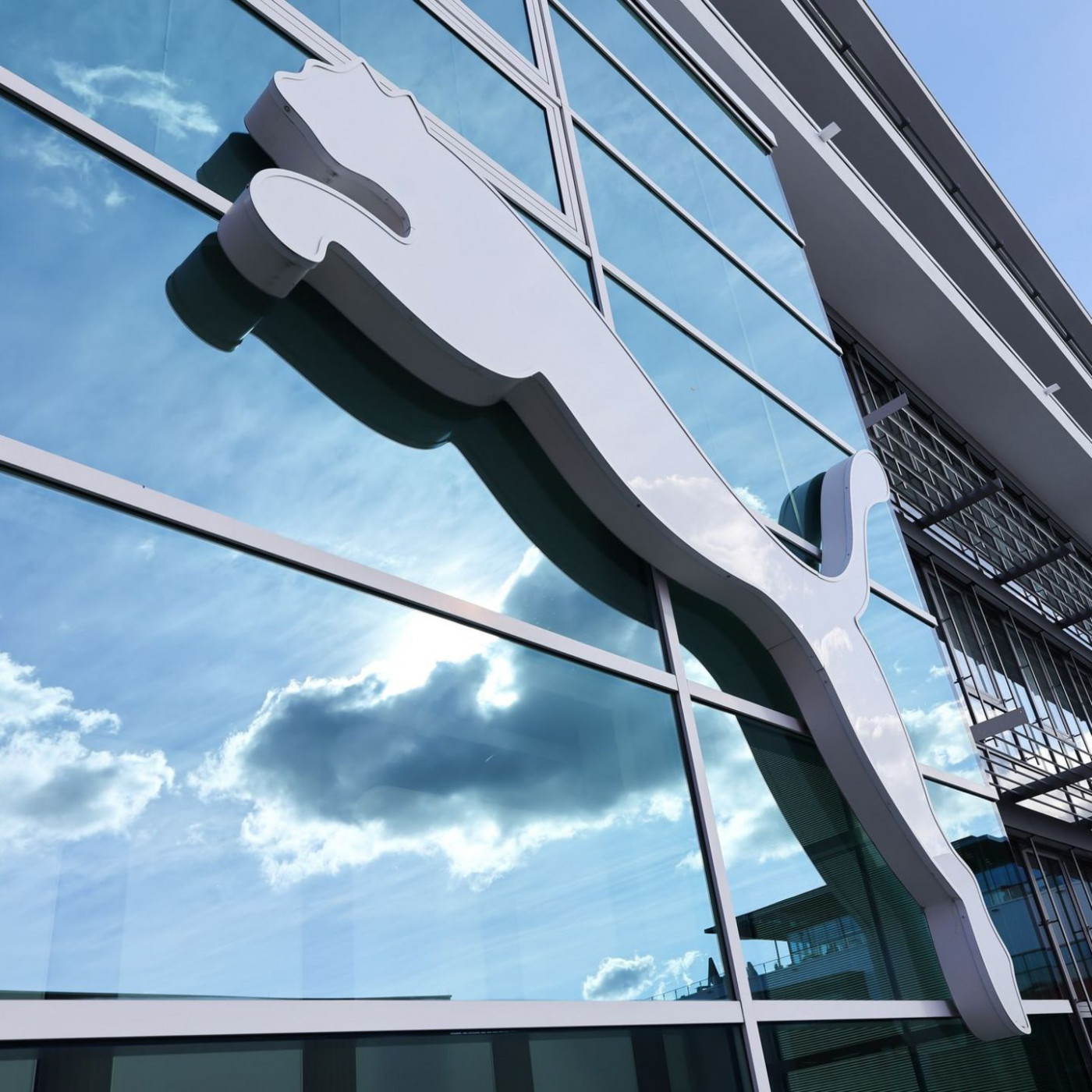 Chinesischer Anta-Konzern will gro&szlig; bei Puma einsteigen