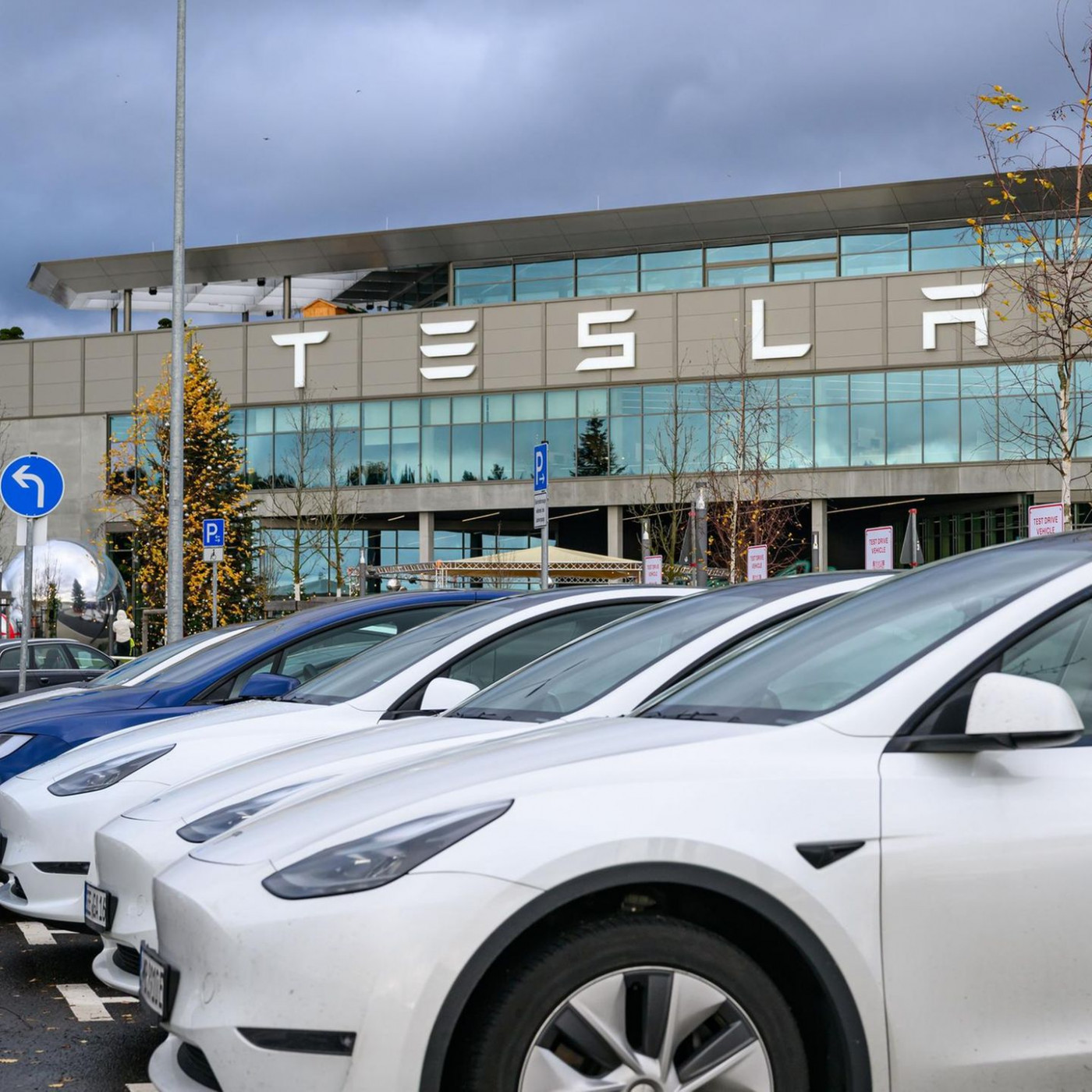 Teslas erste Krise? Umsatz zum ersten Mal r&uuml;ckl&auml;ufig