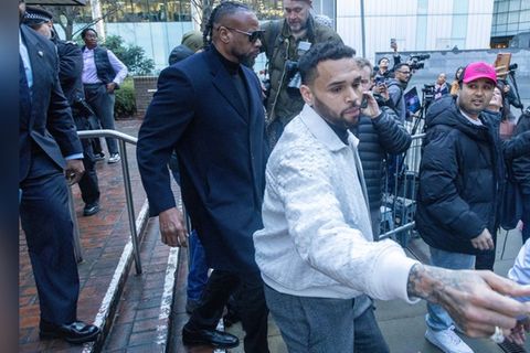 Er erscheint vor Gericht in London