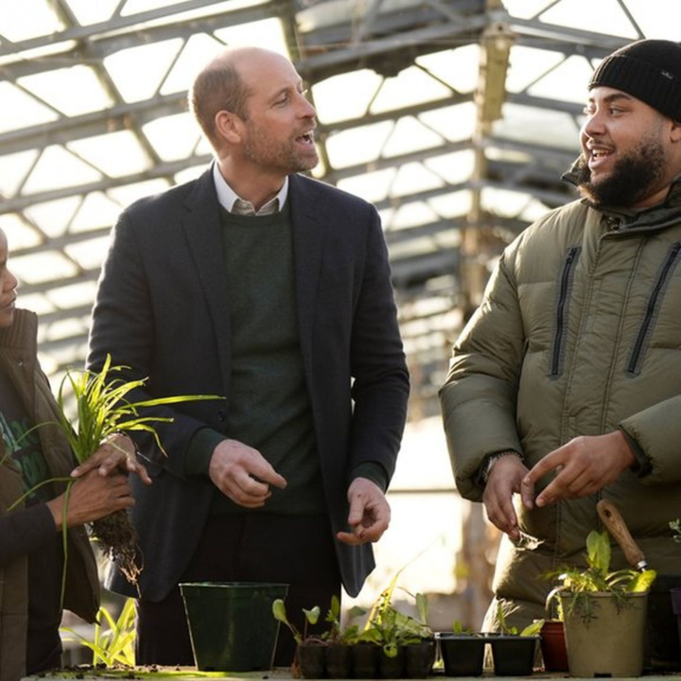 Er macht Gartenarbeit mit Rapper Big Zuu