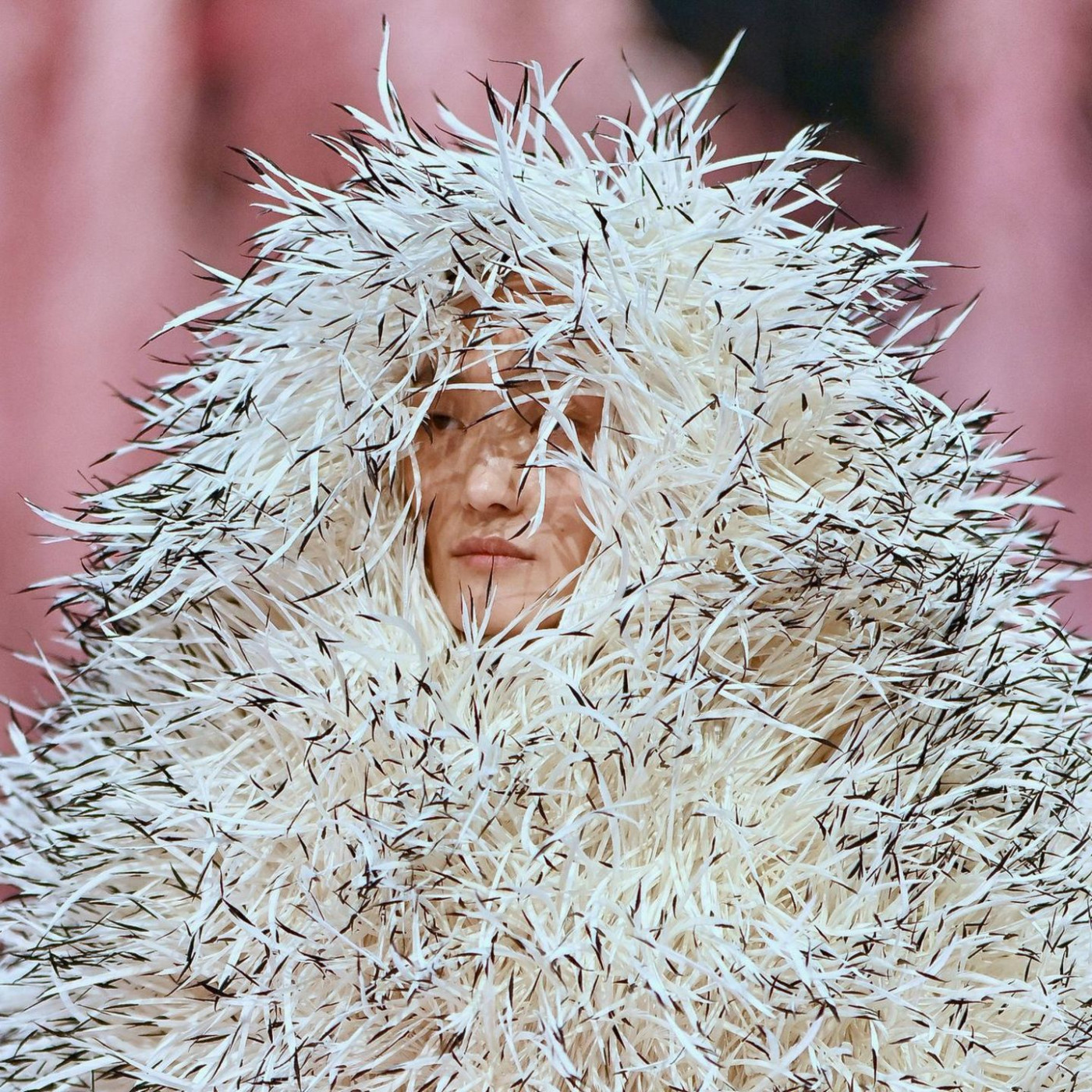 Neon, N&uuml;sse und kleine Monster: die sch&ouml;nsten Looks der Haute Couture