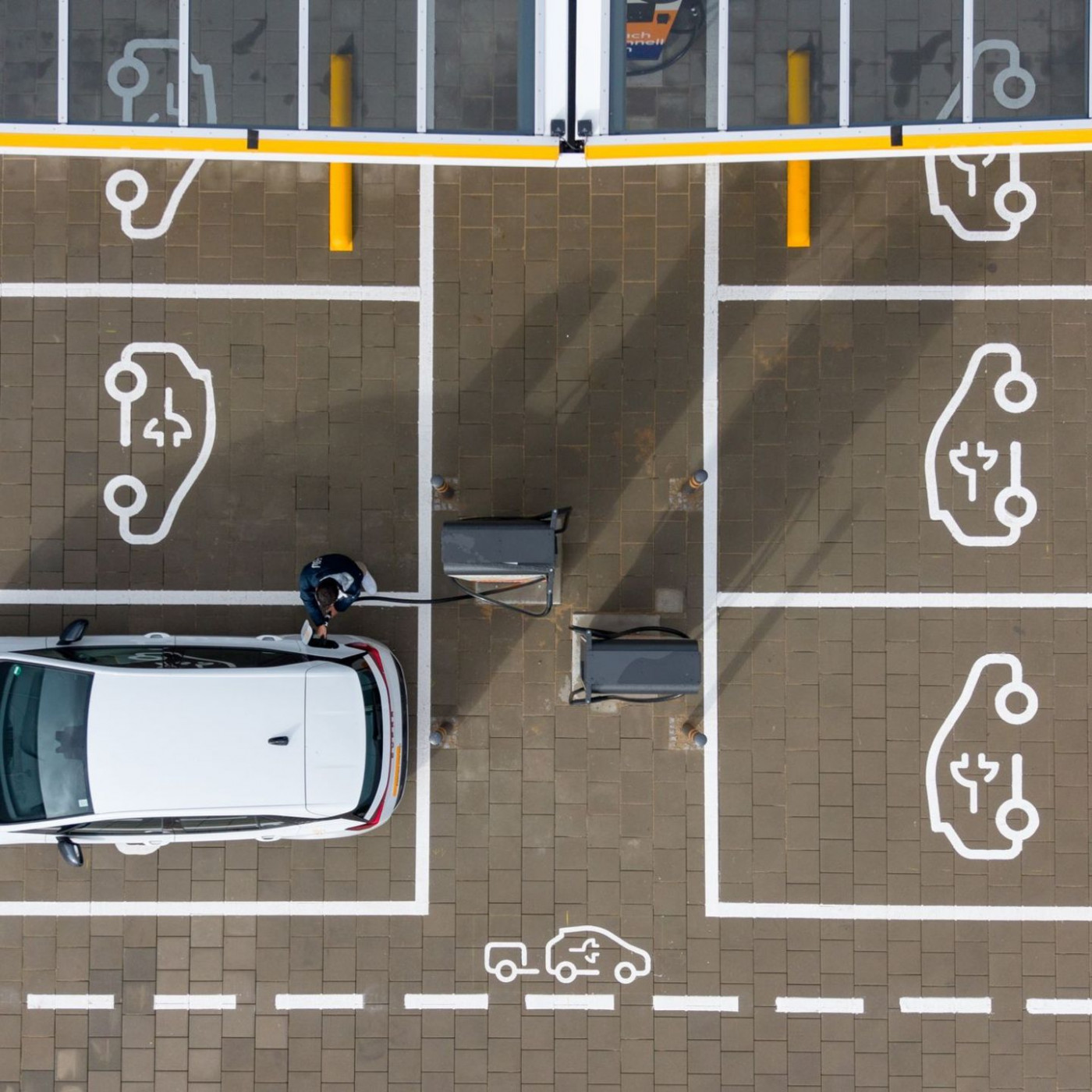 Neue Pr&auml;mie l&auml;sst Interesse an E-Autos sprunghaft steigen