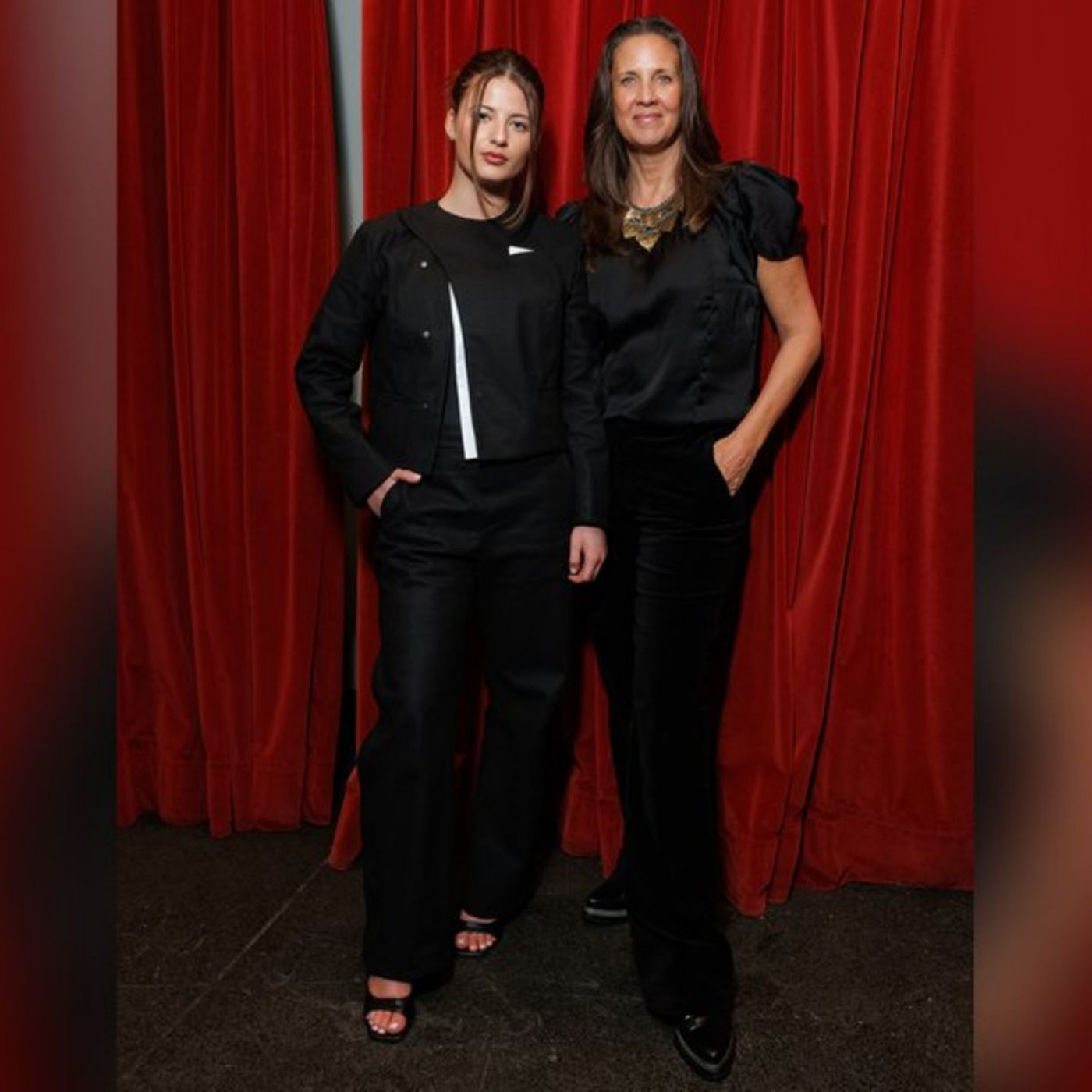 Emma und Dana Schweiger zeigen sich in Berlin