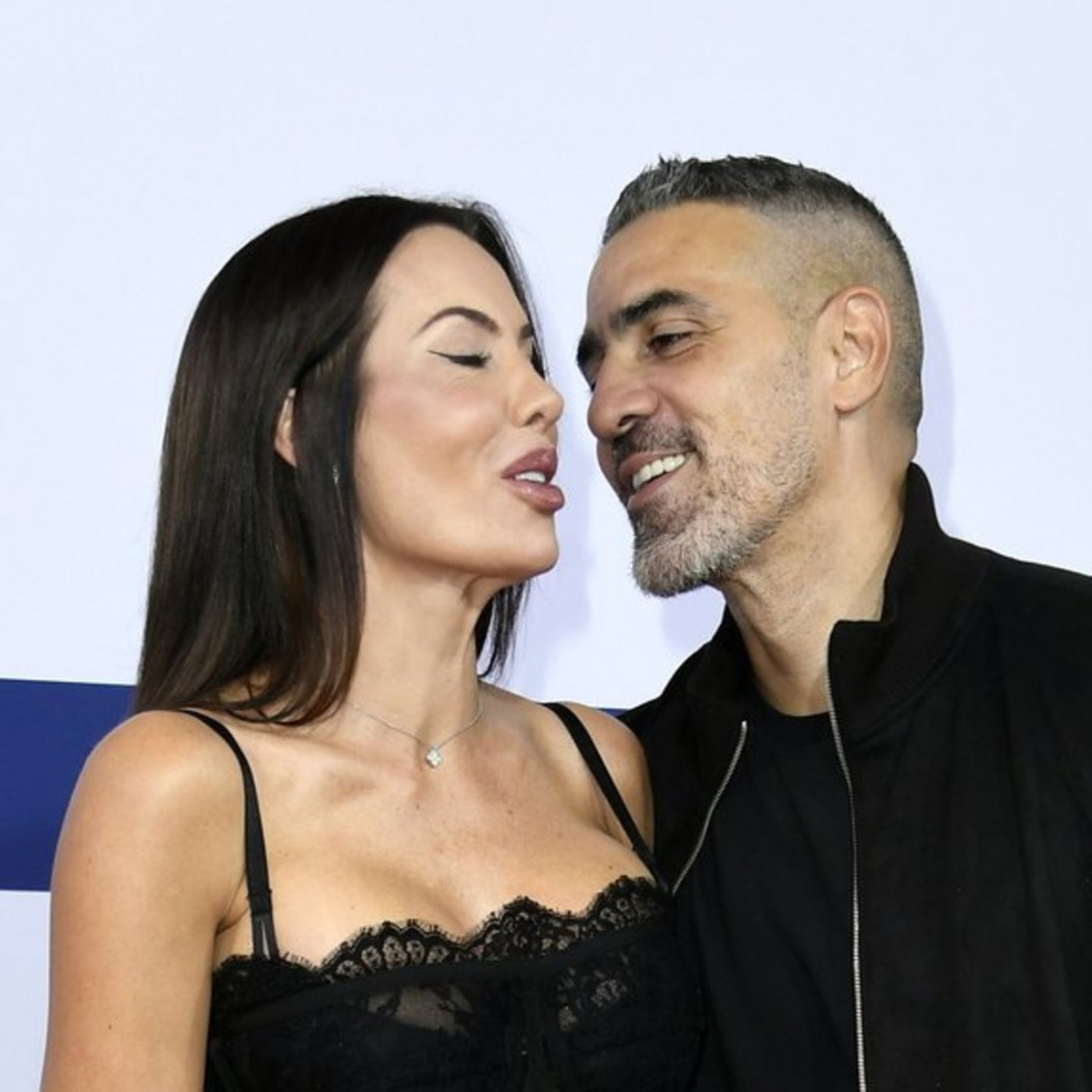 Sie feiert die Liebe der beiden bei Instagram