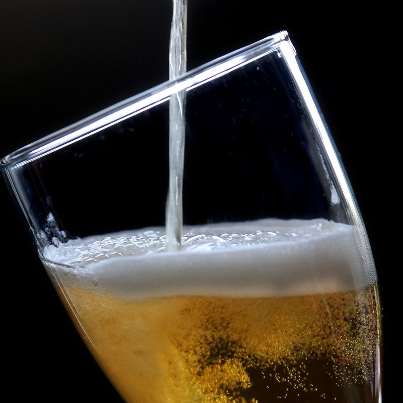 Bierabsatz in Deutschland f&auml;llt auf Rekordtief