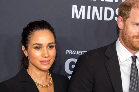 S&uuml;&szlig;e &Uuml;berraschung f&uuml;r barf&uuml;&szlig;igen Prinz Harry