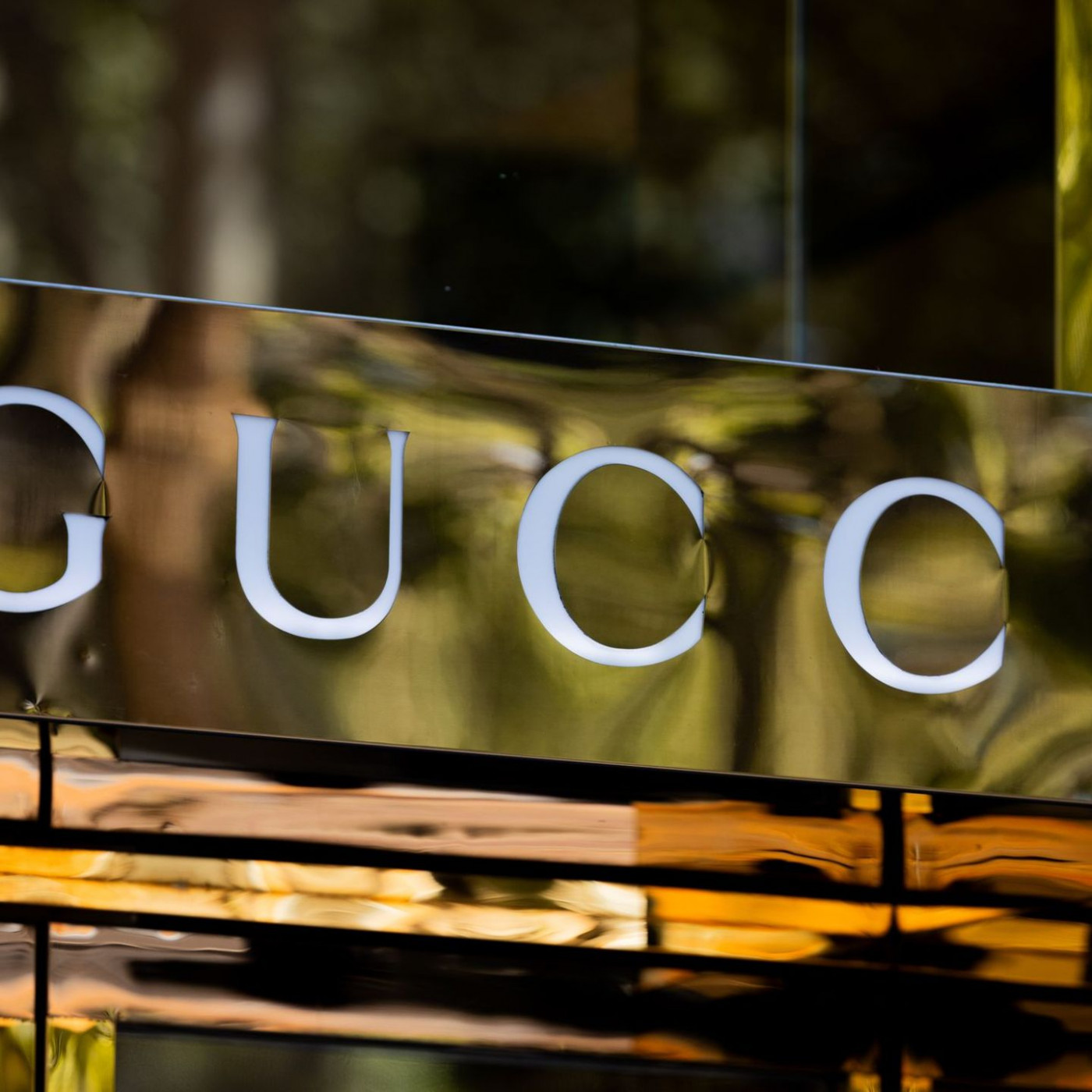 Gucci bereitet Mutterkonzern Kering Sorgen