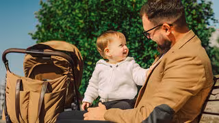 Teilzeit f&uuml;r die Kinder: Warum V&auml;ter sich das oft nicht trauen