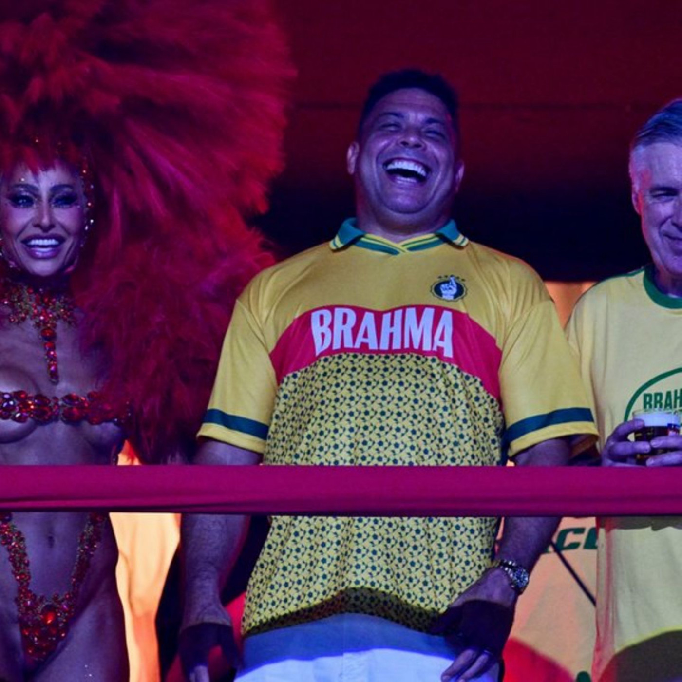 Wilde Samba-Sause beim Karneval in Rio