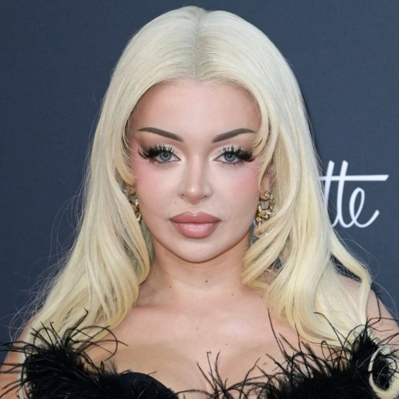 Sie akzeptiert Strafe nach Alkohol am Steuer