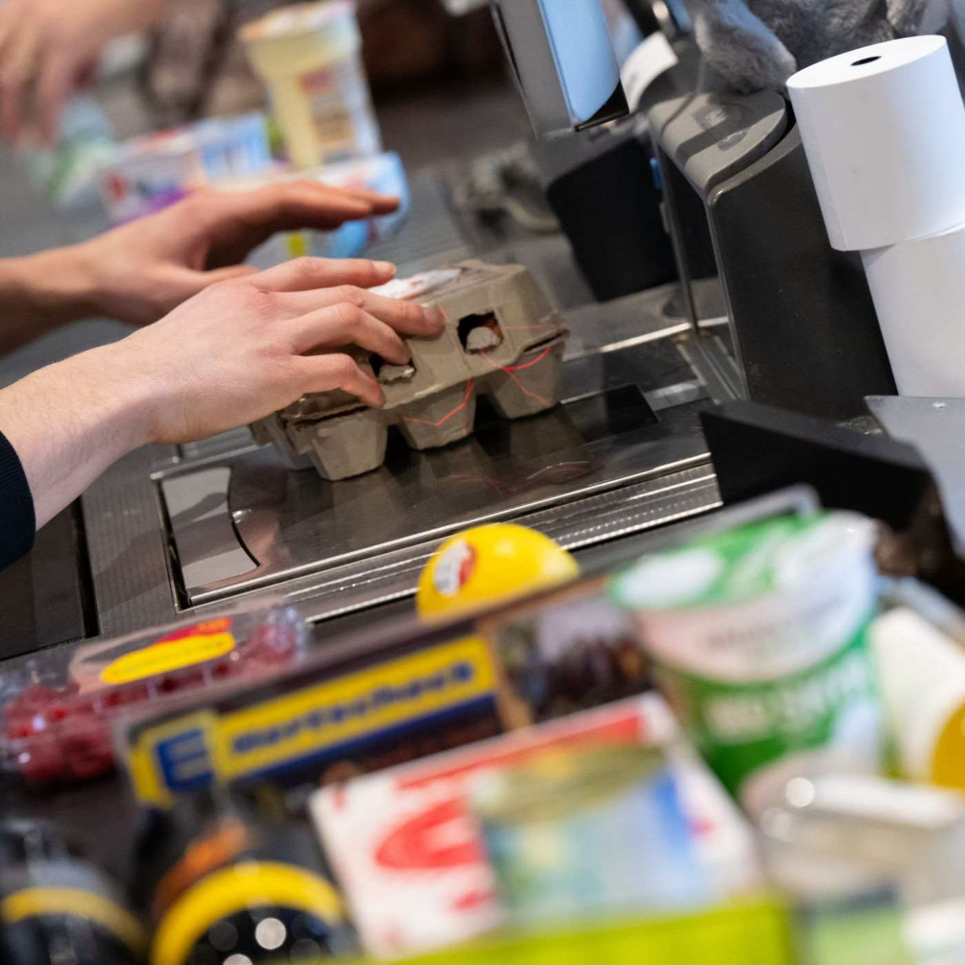 Verdi fordert Lohnplus im Handel - HDE warnt vor Jobabbau