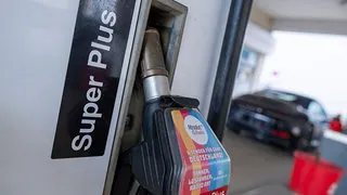 Sprit und Heiz&ouml;l so teuer wie seit zwei Jahren nicht mehr