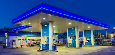 Dieselpreis springt &uuml;ber 2-Euro-Marke &ndash; &bdquo;Das ist reine Abzocke&ldquo;, sagt der Tankstellenverband