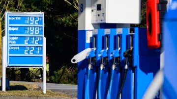 Kraftstoff immer teurer: Preisbremse st&ouml;&szlig;t auf Ablehnung