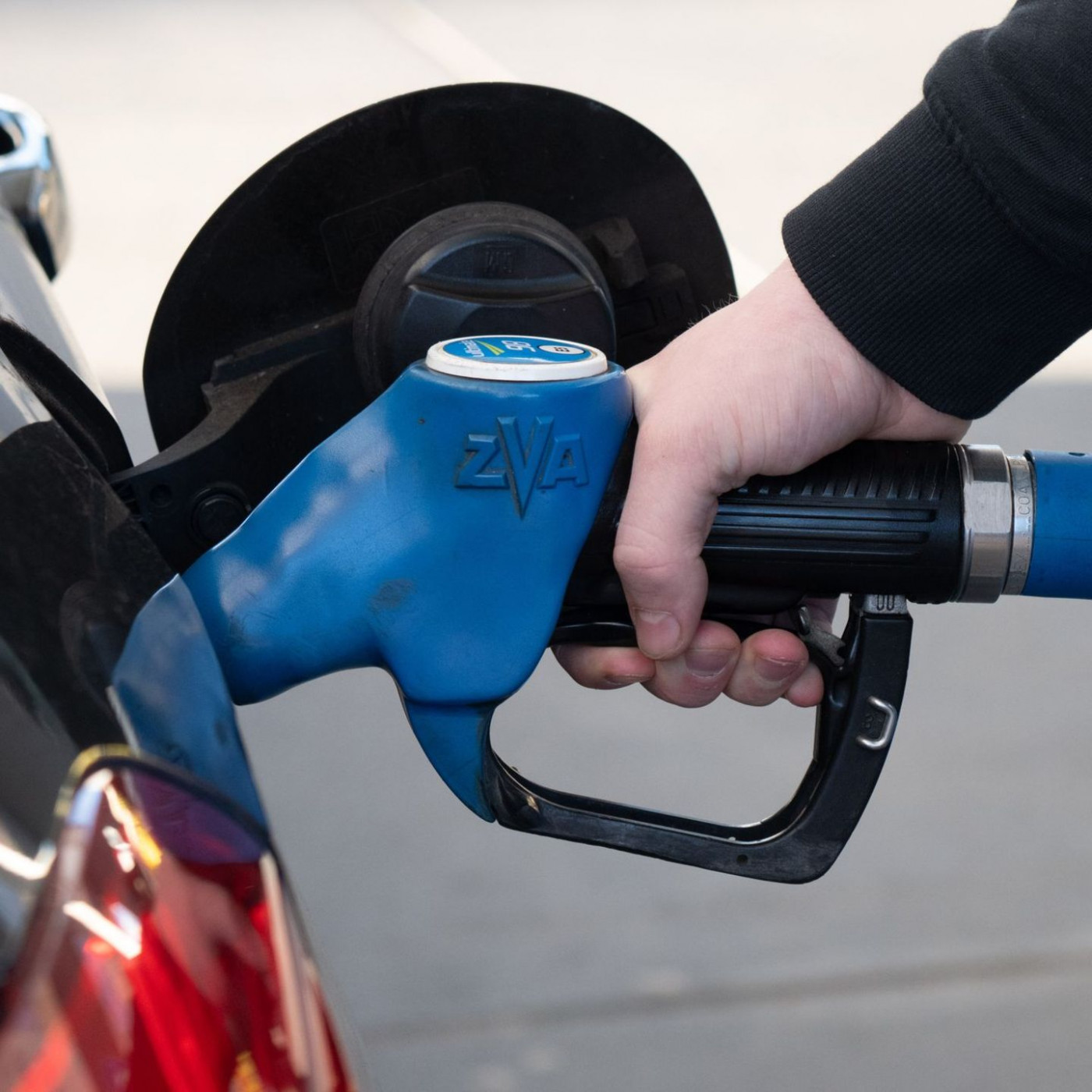 Mehrheit skeptisch bei Regel gegen steigende Spritpreise