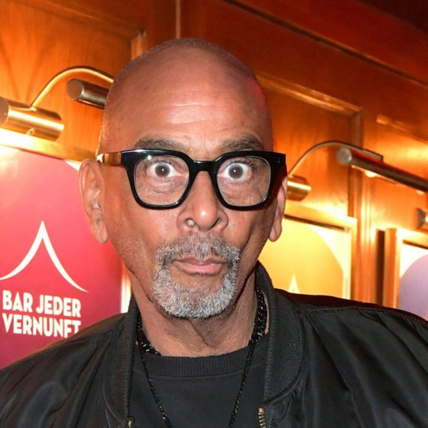 Schauspieler macht neue Liebe &ouml;ffentlich