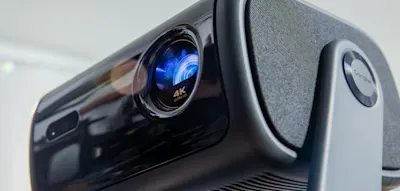 Chinas Beamer-Angriff auf das Heimkino