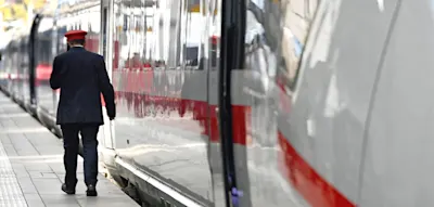 Wie &bdquo;Joker-Gleise&ldquo; und &bdquo;Flex-Abfahrten&ldquo; die Bahn retten sollen