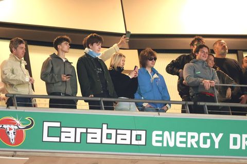 Liam und Noel feiern ManCity in Wembley