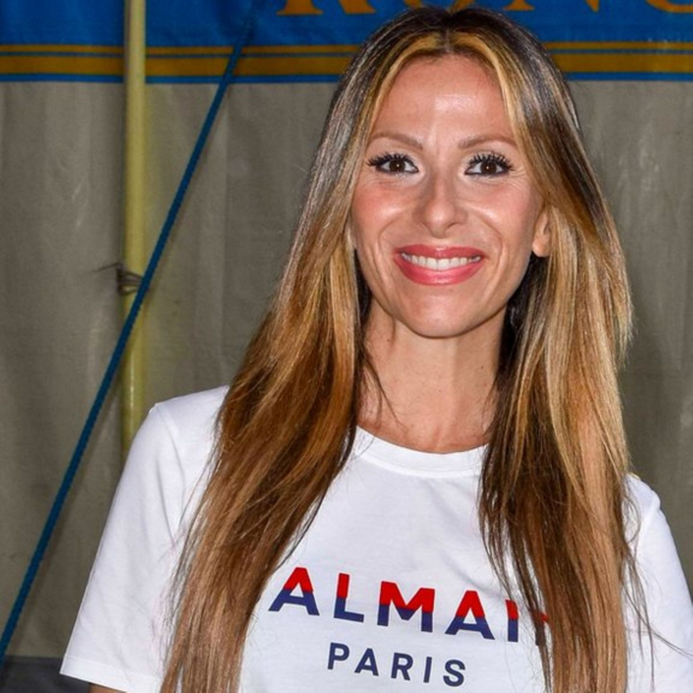 Moderatorin teilt seltene Babybauch-Aufnahmen