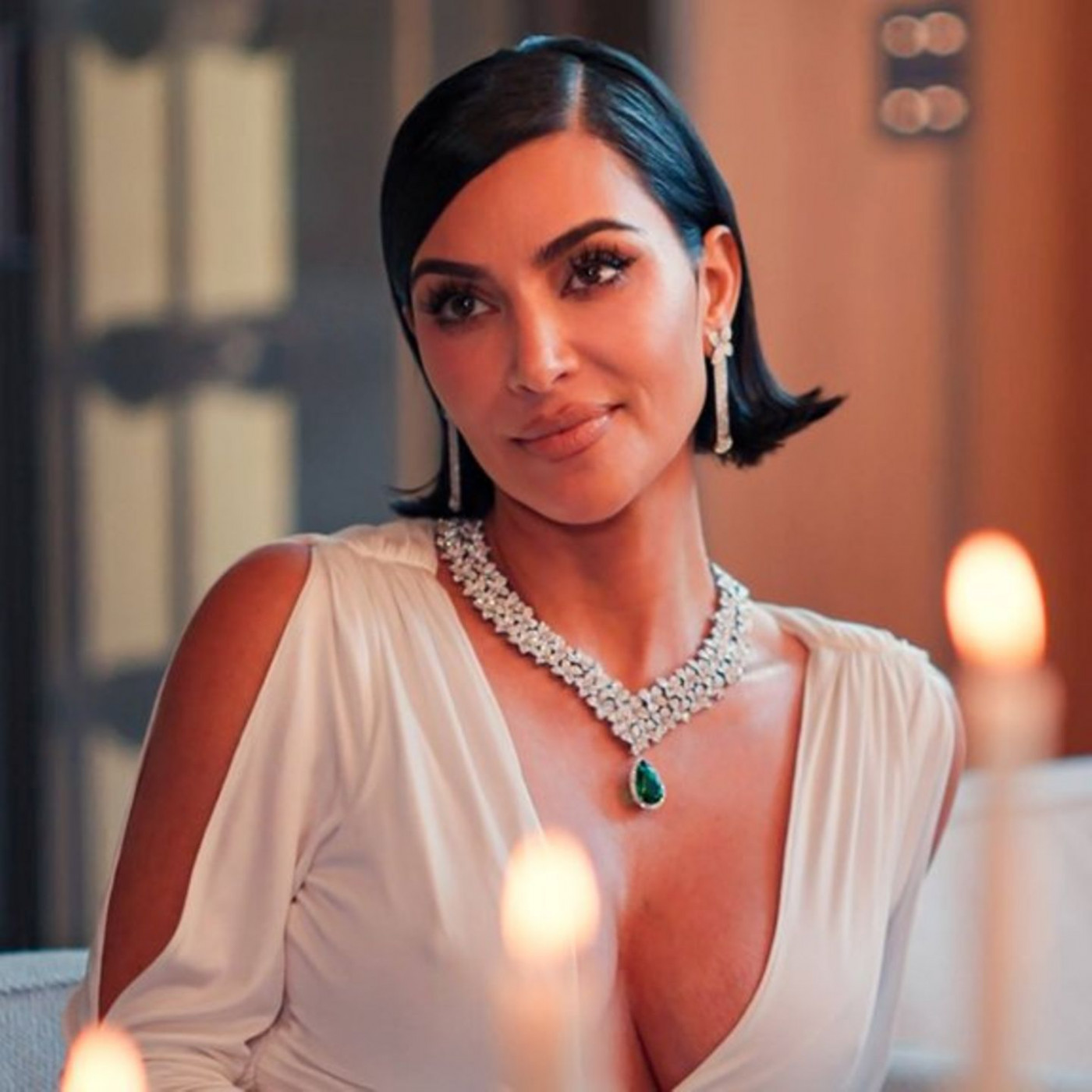 Kleider f&uuml;r guten Zweck unter dem Hammer