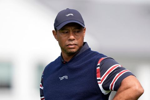 &bdquo;Wirkte lethargisch&ldquo; &ndash; Tiger Woods baut Unfall und sitzt acht Stunden in Haft