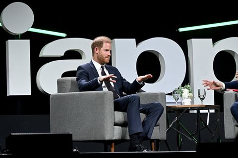 Er feiert Urteile gegen Tech-Giganten