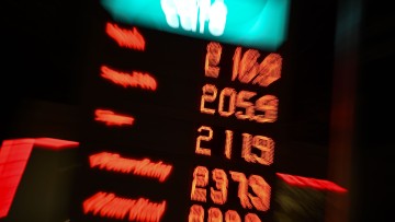 Spritpreise auf Rekordjagd: Neue 12 Uhr-Regel verpufft