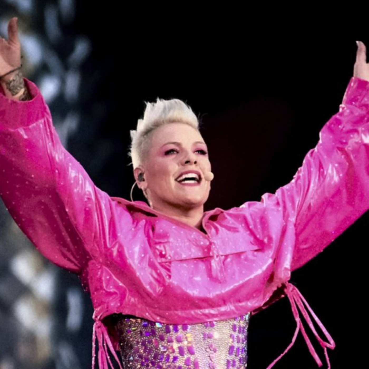 US-S&auml;ngerin moderiert die Tony Awards