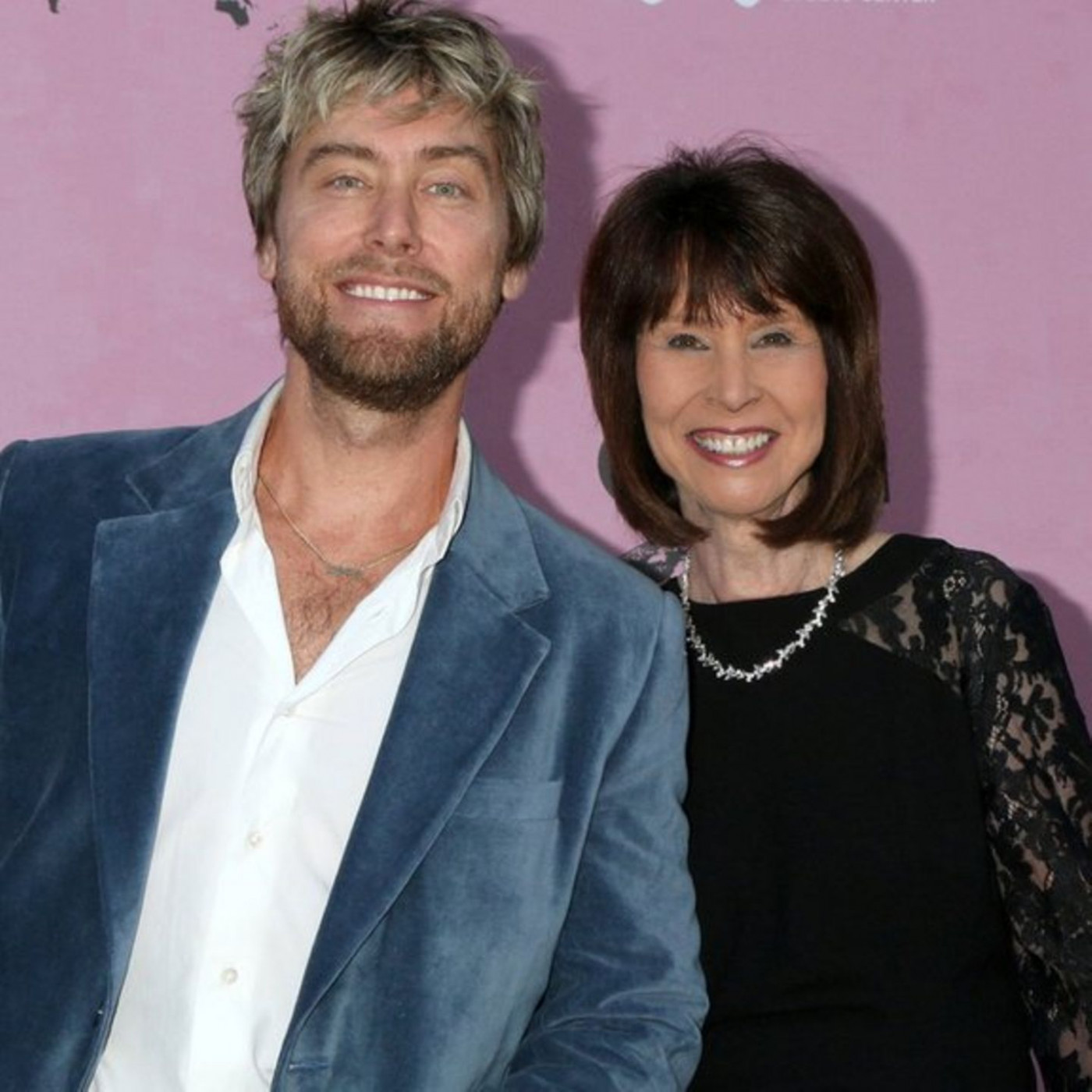 Seine Mutter war gegen die Idee einer Boyband